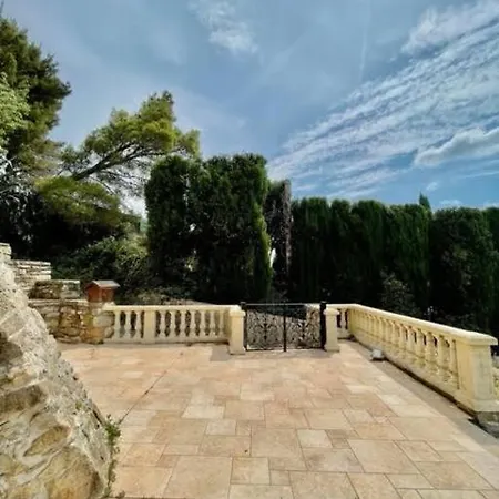 Le Petit Chateau De Tournissan