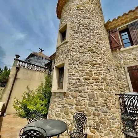 Le Petit Chateau De Holiday home