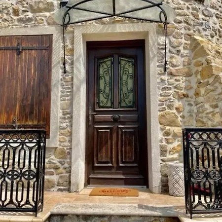 Le Petit Chateau De 펜션 *