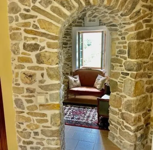 Le Petit Chateau De Feriehus *